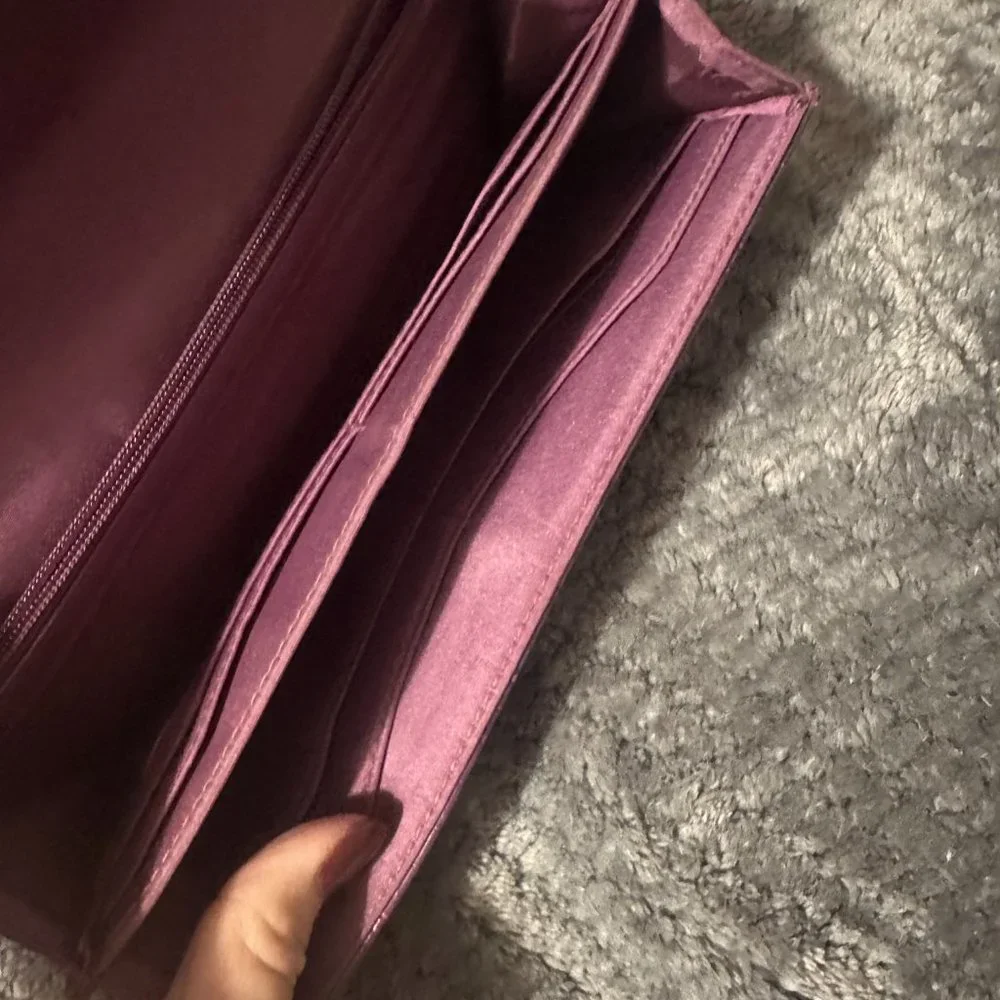Wallet - Picture 3 of 4